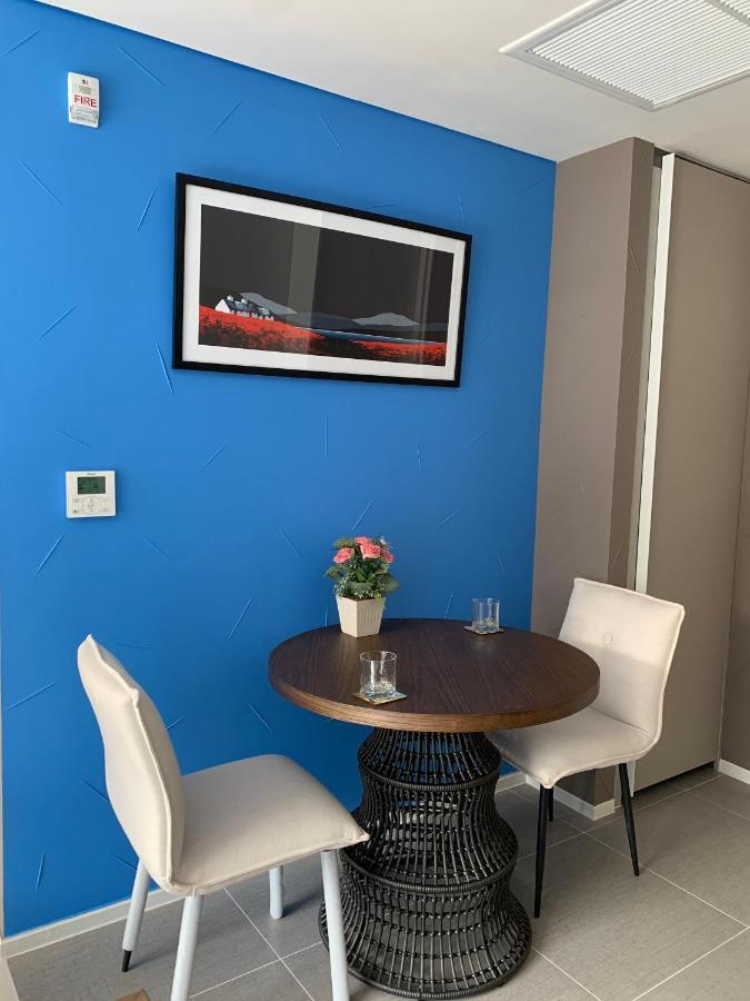 Santorini Khao Takiab Huahin Beach Front Εξωτερικό φωτογραφία